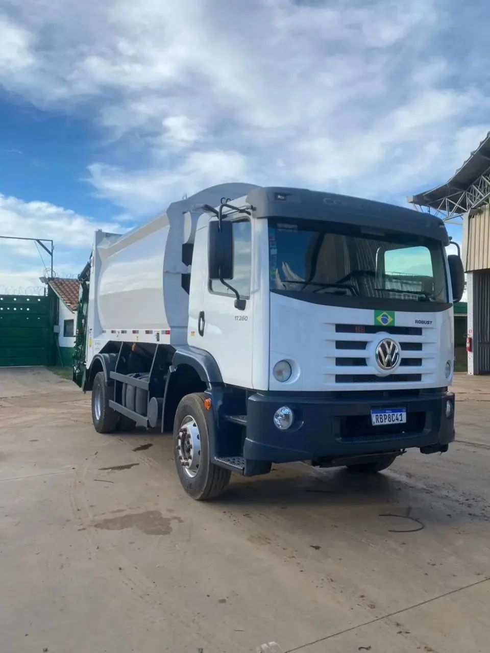  Vw 17.260 compactador de lixo - Foto 3