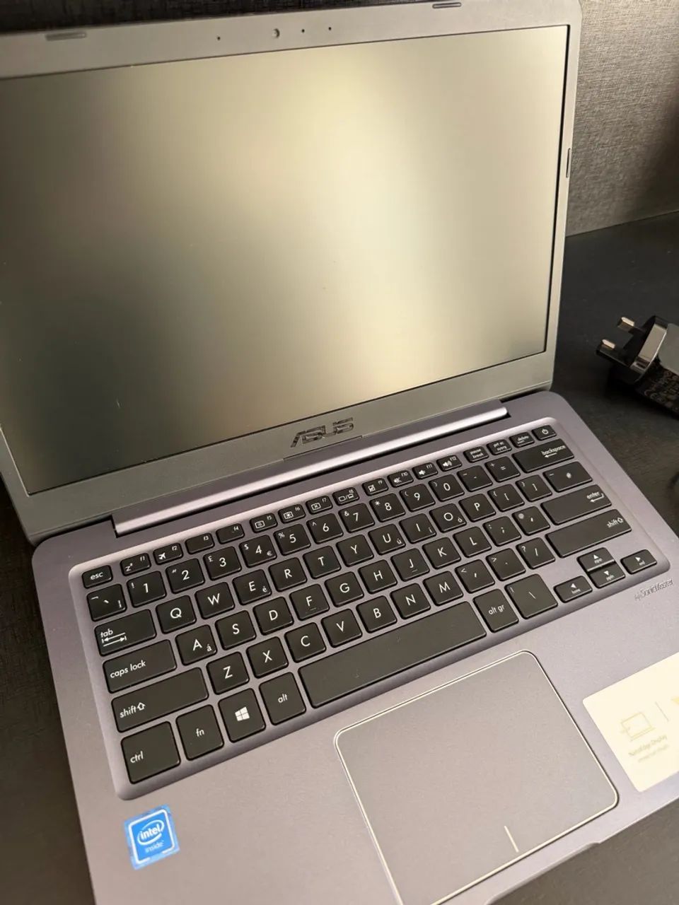 Notebook ASUS E406N - Foto 2