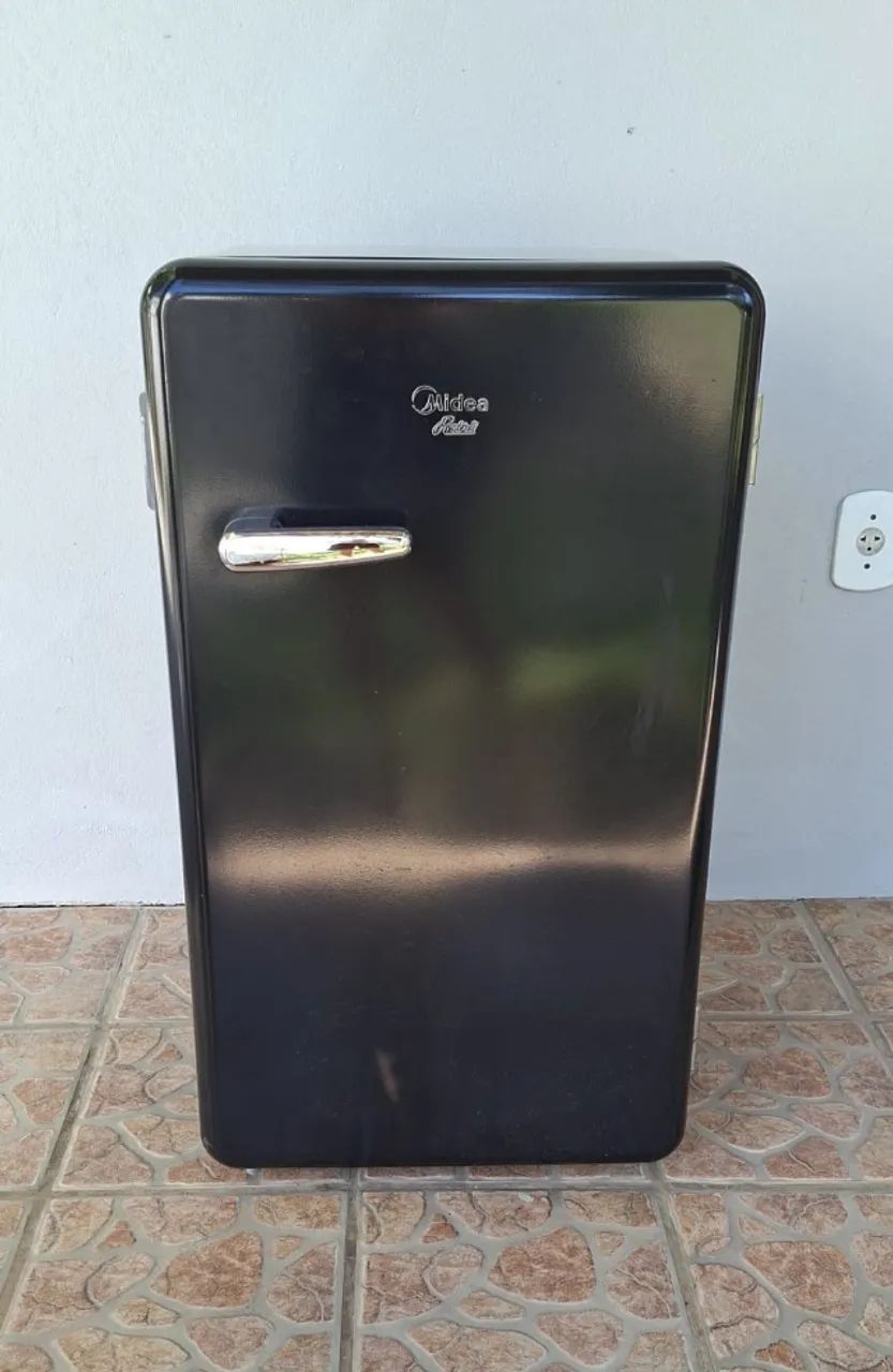 Frigobar Midea Retrô 95L 220V | Pouco Uso | A++