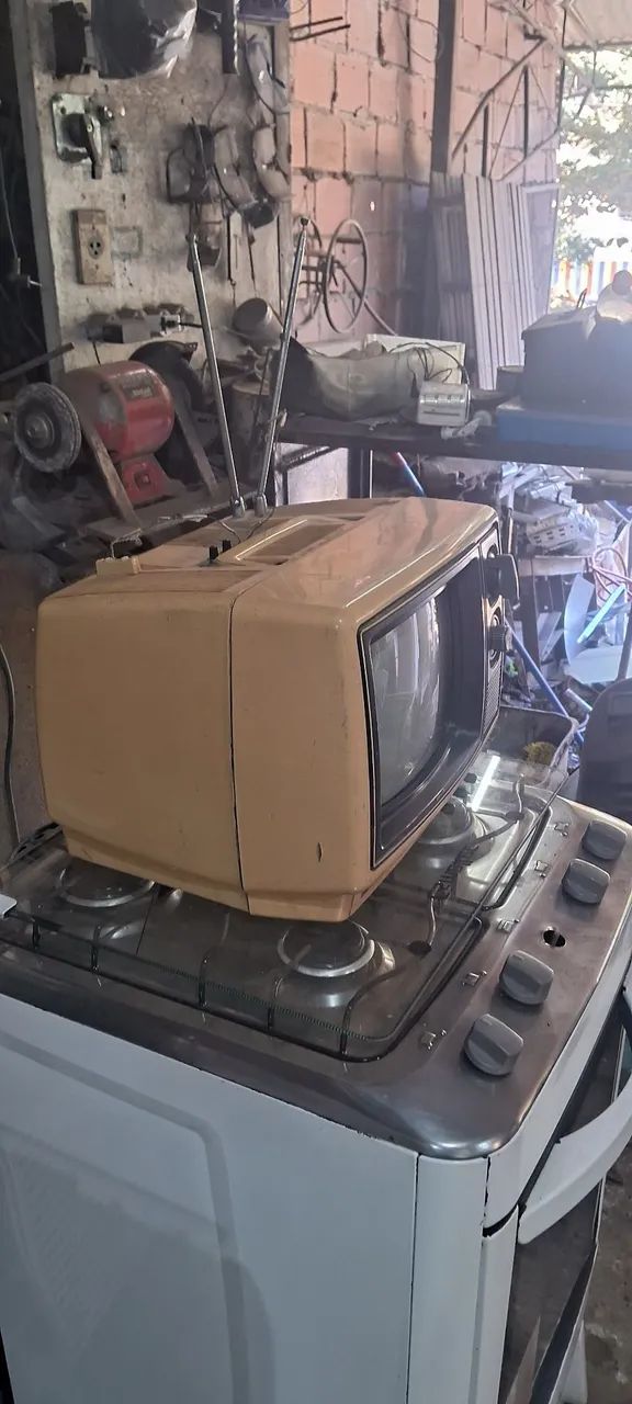 Televisão antiga  - Foto 3