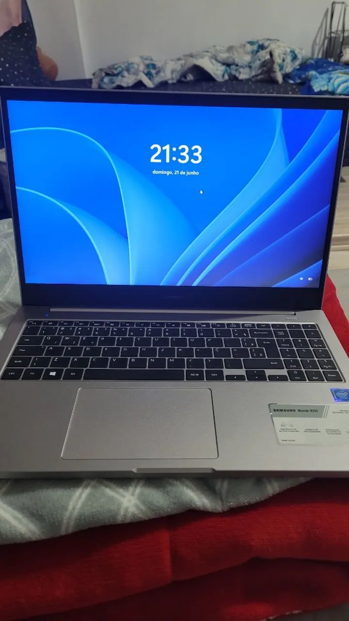 Notebook Samsung E20 usado