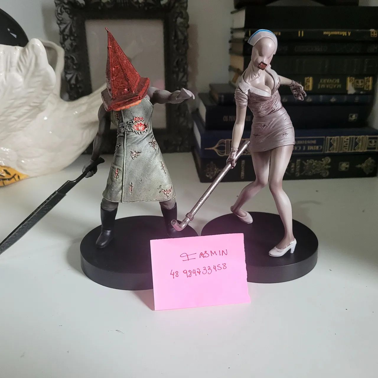 Figure Silent Hill Nurse Pyramid Head