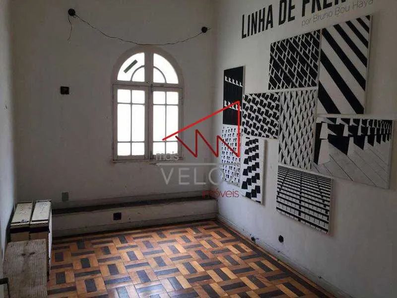 Apartamento - / Residencial / Glória
