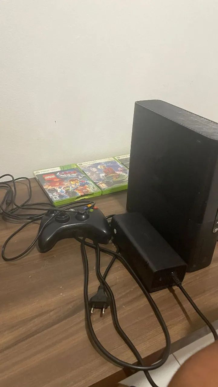XBOX 360 SUPER SLIM - Foto 2