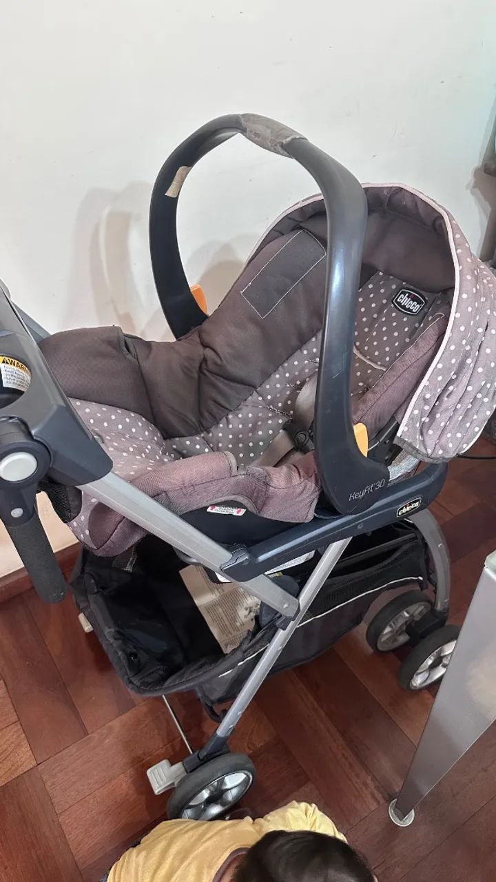 Bebê conforto e carrinho Chicco keyfit 