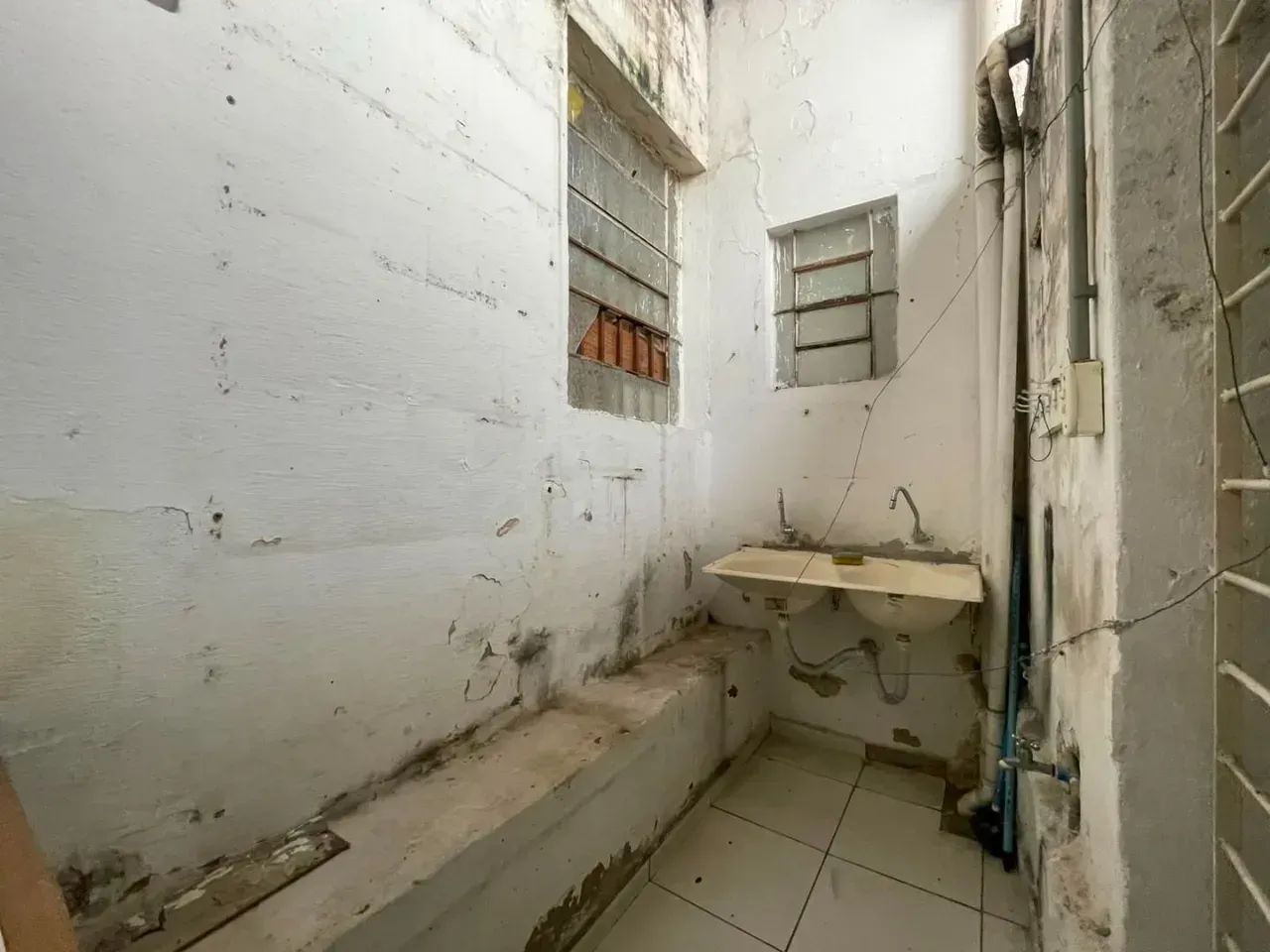 Imóvel para aluguel tem 90 m²  Centro - Pindamonhangaba - SP - Foto 3