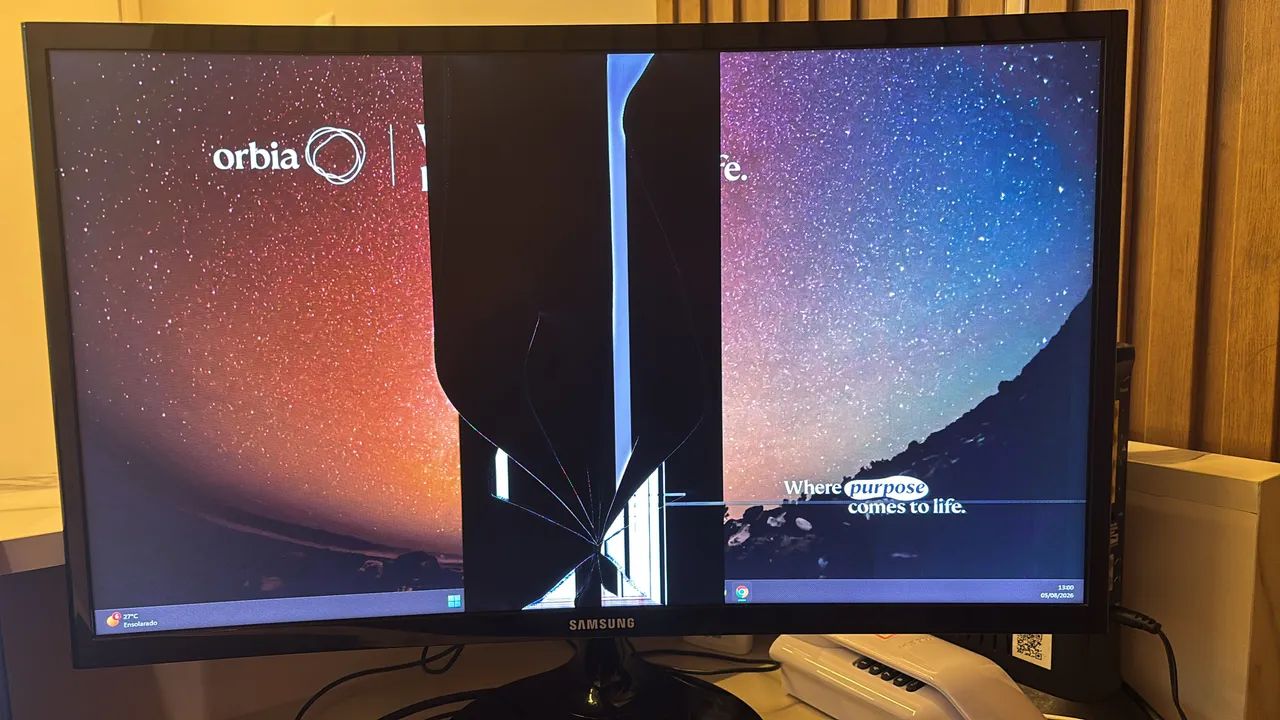 Monitor Samsung LED 23.5 pol Widescreen curvo, full HD