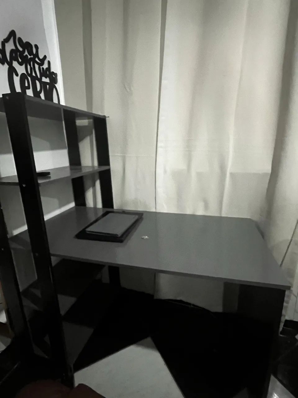 Mesa e cadeira de escritório  - Foto 2