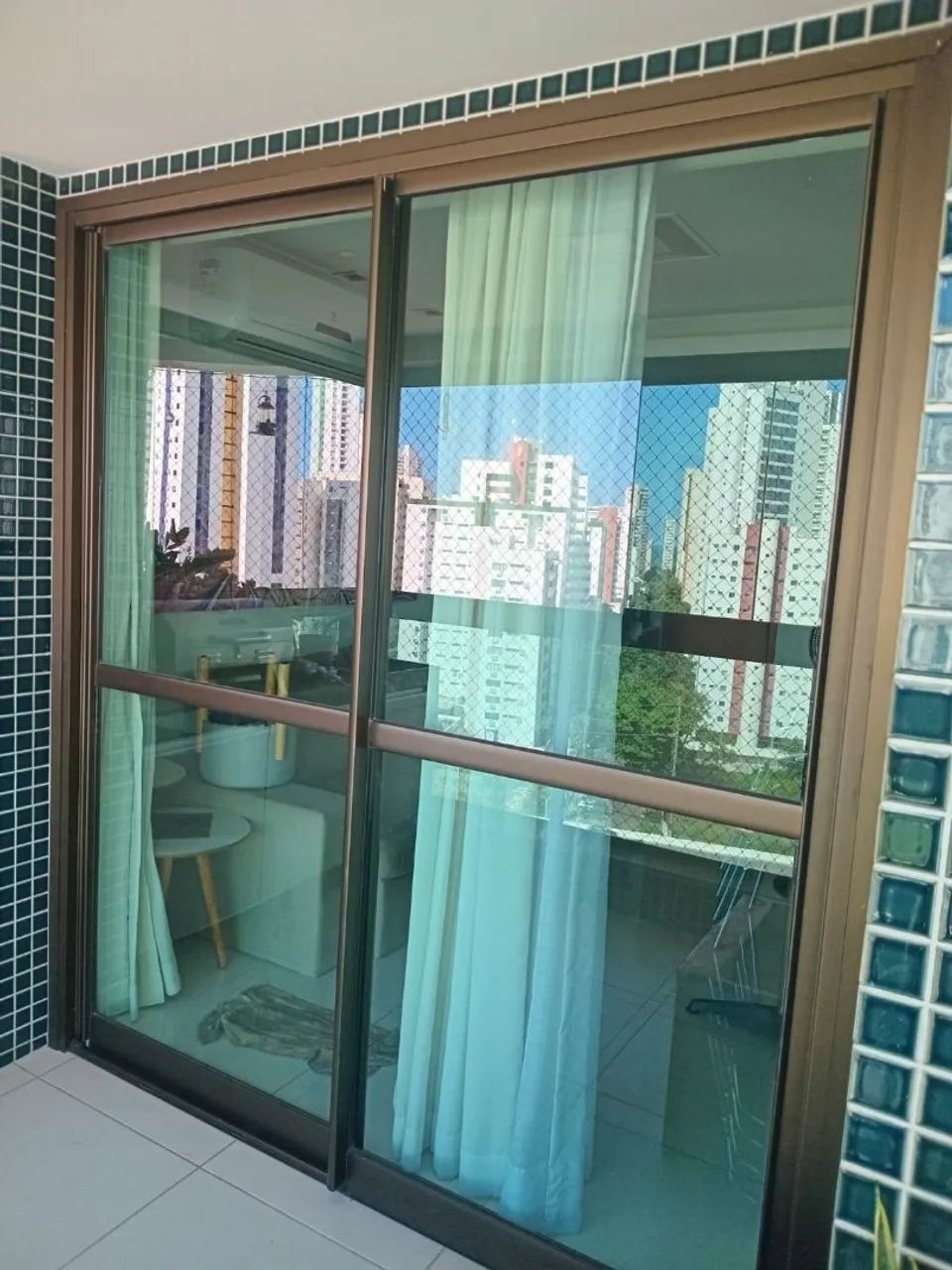 Vende-se Uma Porta Semi-Nova - Foto 3