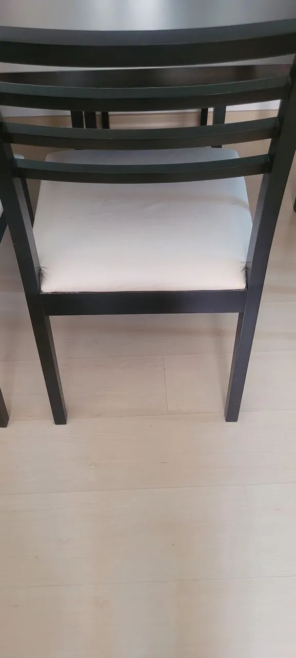 Oportunidade de oferta !!! Mesa de Jantar com 5 Cadeiras - Excelente Estado - Foto 4