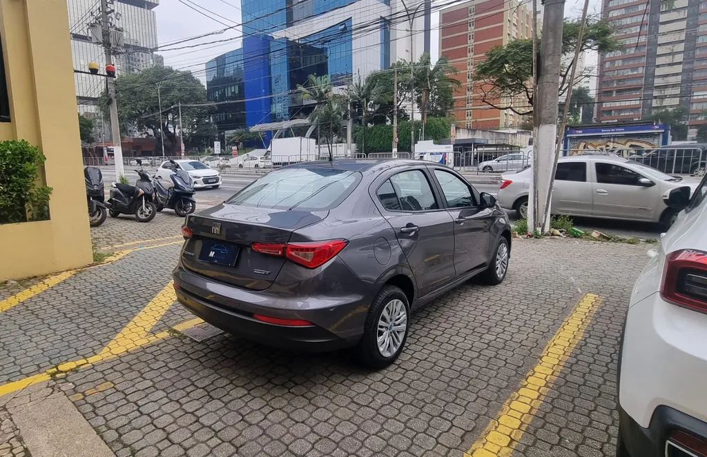 Fiat Cronos Drive 1.3 8V Flex Aut. 2025 - Foto 4