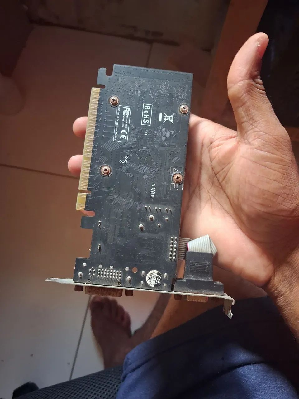 Placa de vídeo GeForce G210  - Foto 2