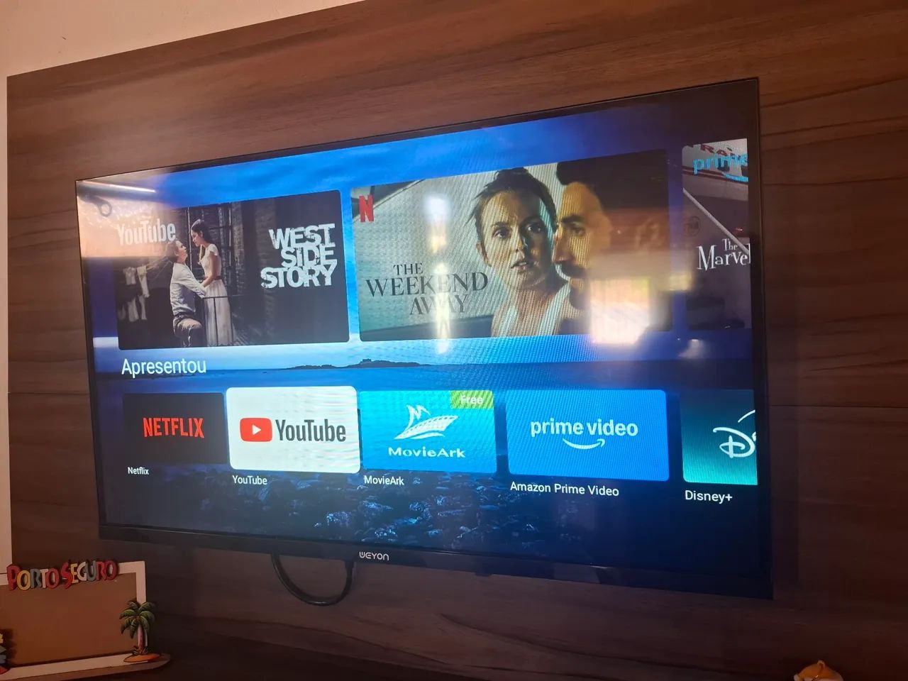 Smart TV LED Weyon com Android TV - Excelente Estado! - Foto 2
