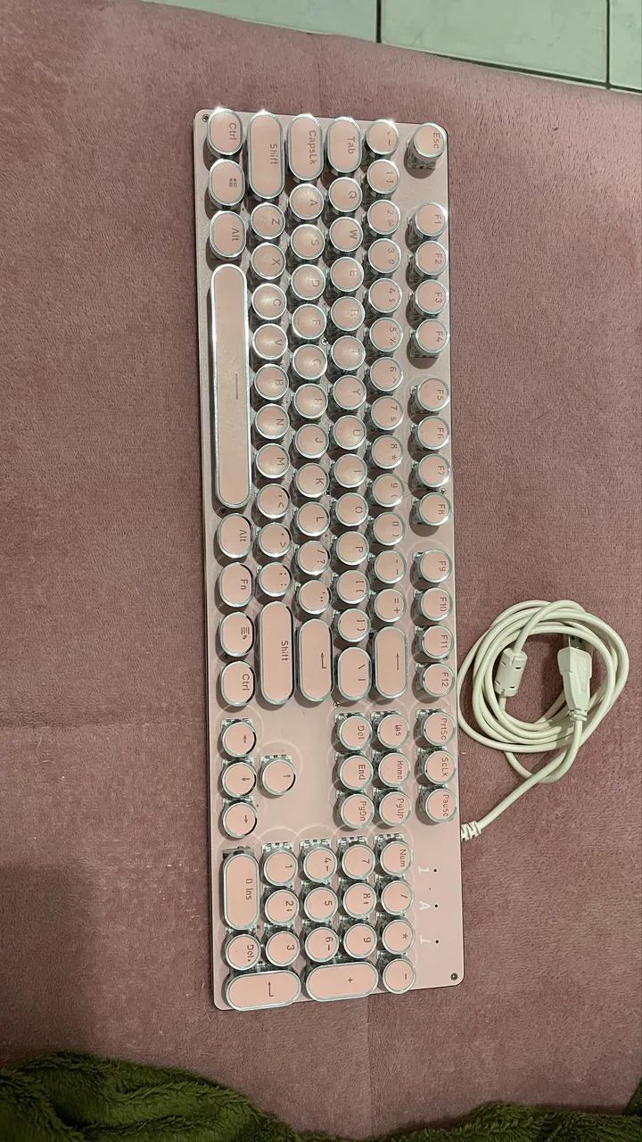 Teclado Mecânico Retrô Rosa com LED  - Foto 3