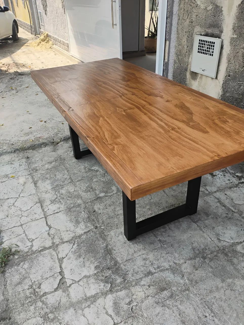 Mesa de madeira rústica, não é MDF c/borda orgânica  - Foto 2