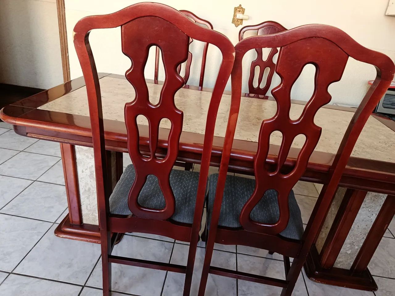 Vendo ou troco mesa com 5 cadeiras  - Foto 4