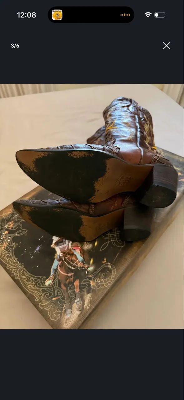 Bota feminina escamada em couro de avestruz  - Foto 5
