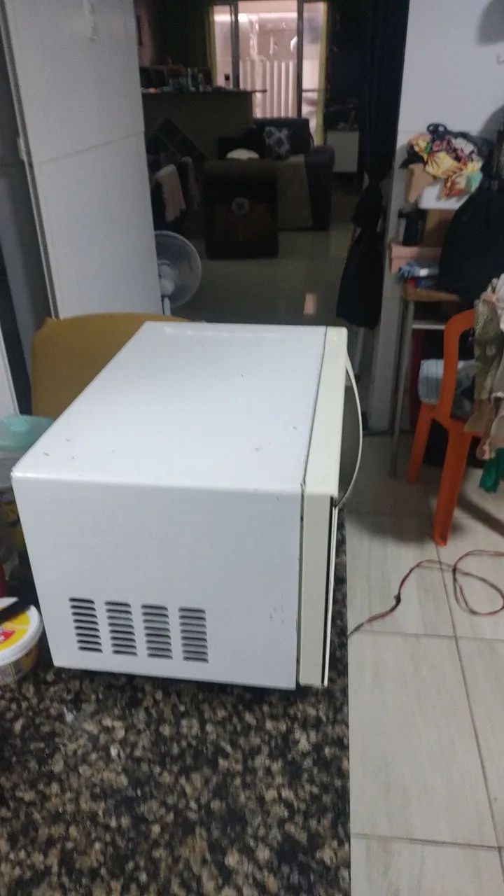 Microondas Panasonic 20 litros  - Foto 2