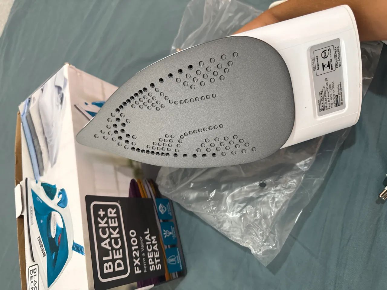Ferro a Vapor Black+Decker FX2100 - Special Steam NOVO  - Foto 2