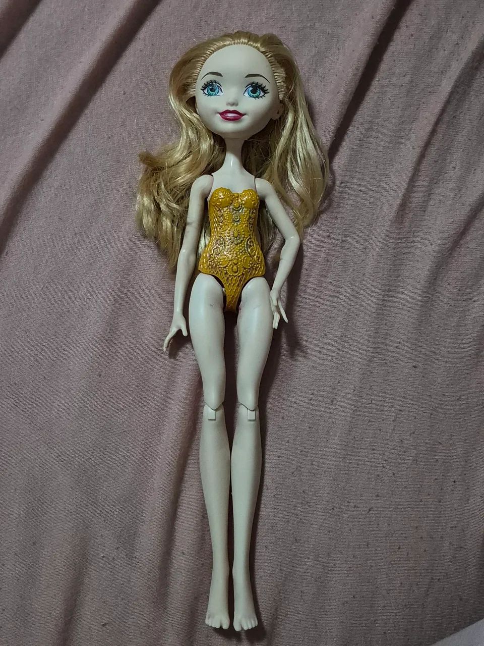 vendo ever after high incompleta