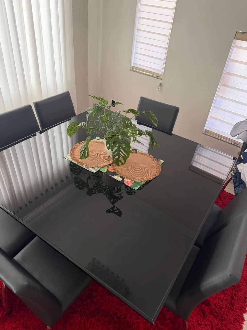 Mesa de vidro com 8 cadeiras - Foto 2