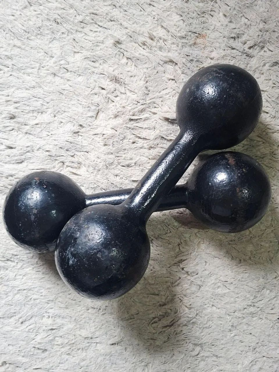 VENDO PAR DE HALTERES 10KG 