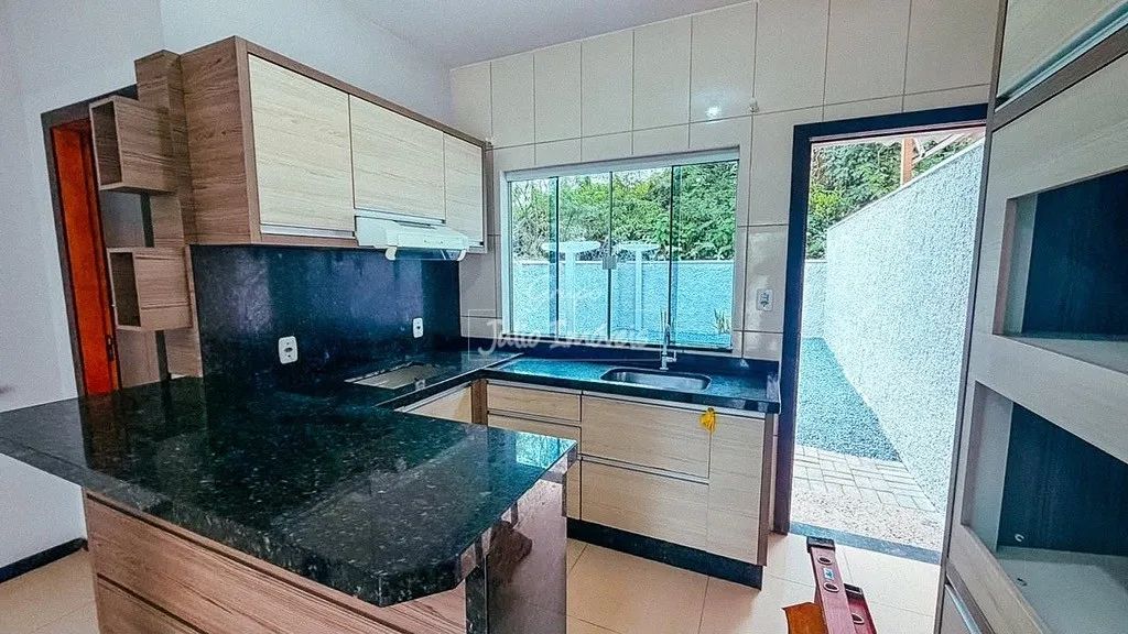 Sobrado geminado 2 quartos Águas Claras Brusque - Foto 2