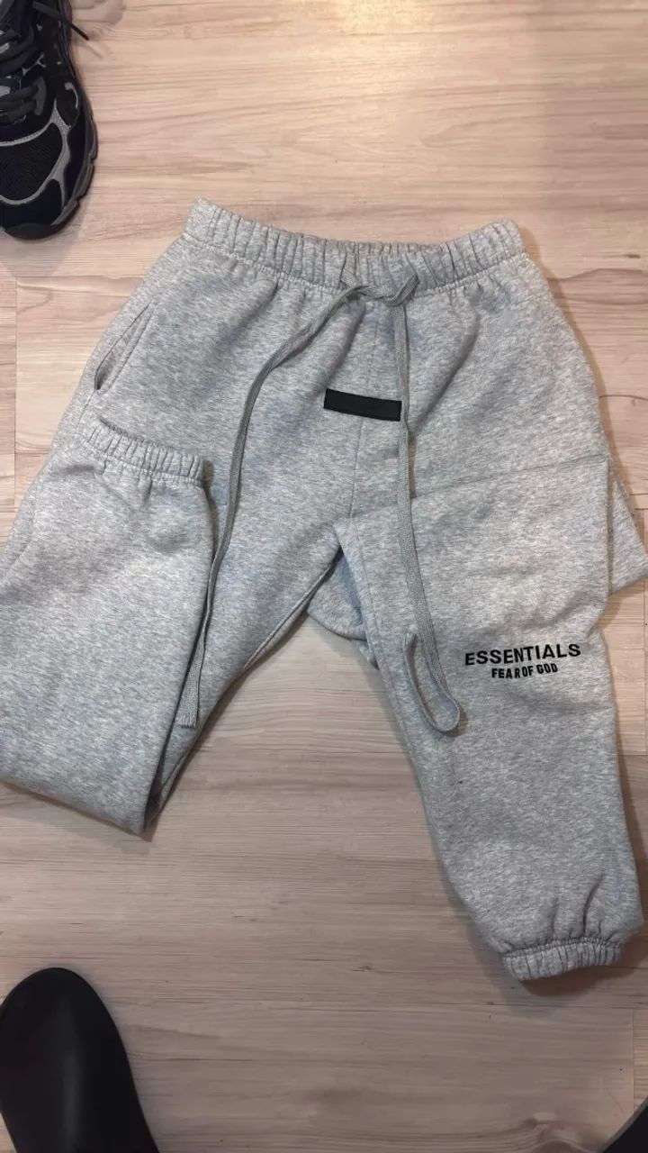 Conjunto de roupa Moletom Essentials - Foto 3