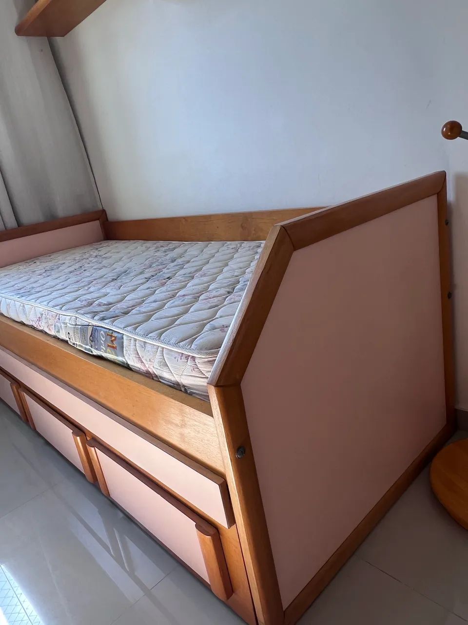 Cama/Bicama solteiro Madeira maciça com 3 gavetas.  - Foto 2