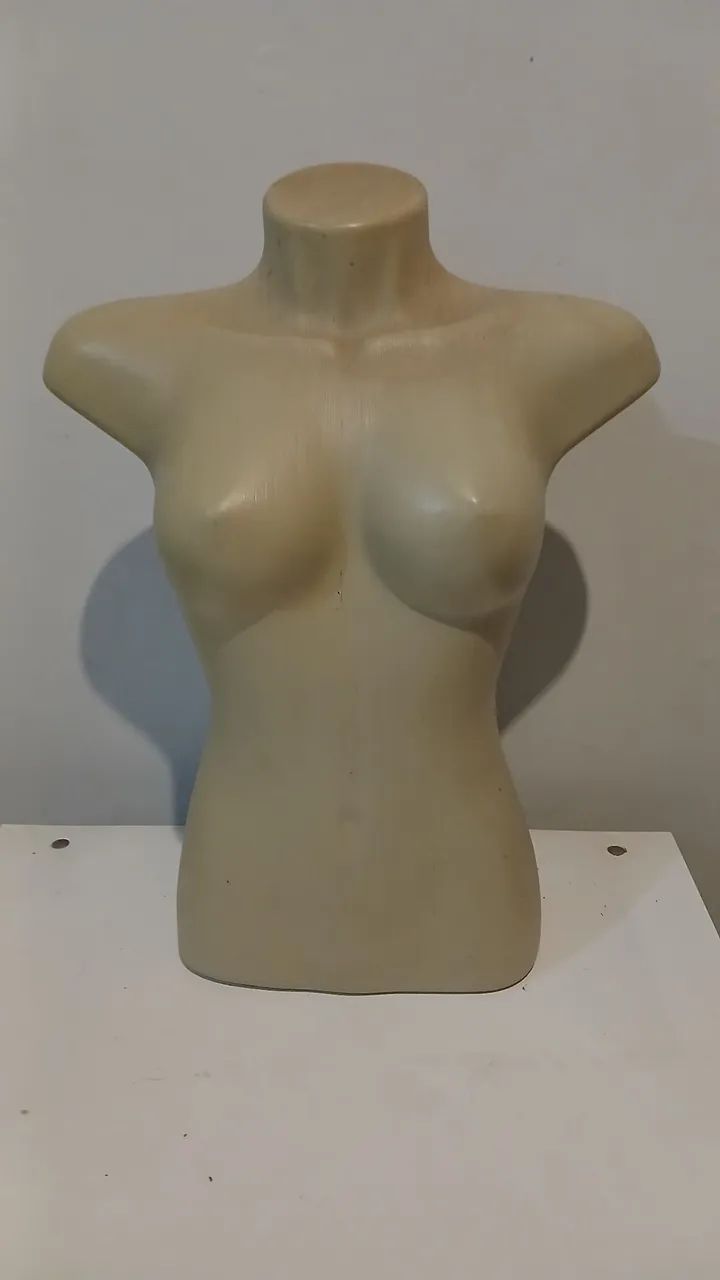 Manequim meio busto