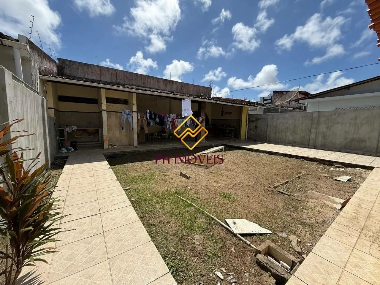 Casa com 3 dormitórios sendo 1 suíte no Bairro do Farol - Foto 4