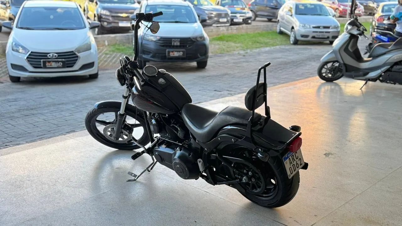 Harley-Davidson SOFTAIL STD/ FX - Foto 3