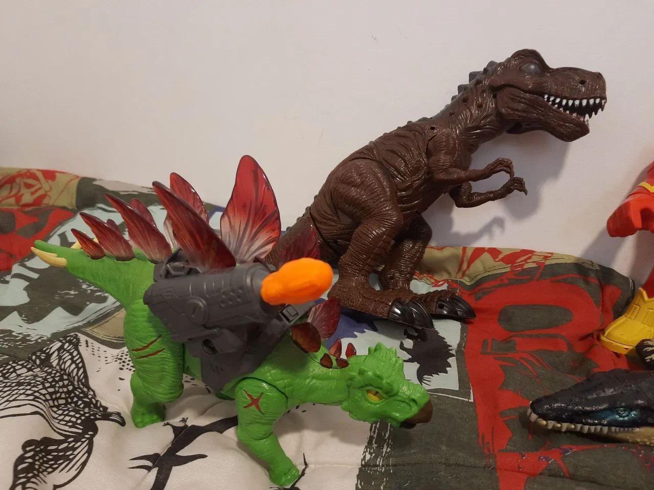 Brinquedos Heróis, Dinossauros - Foto 3