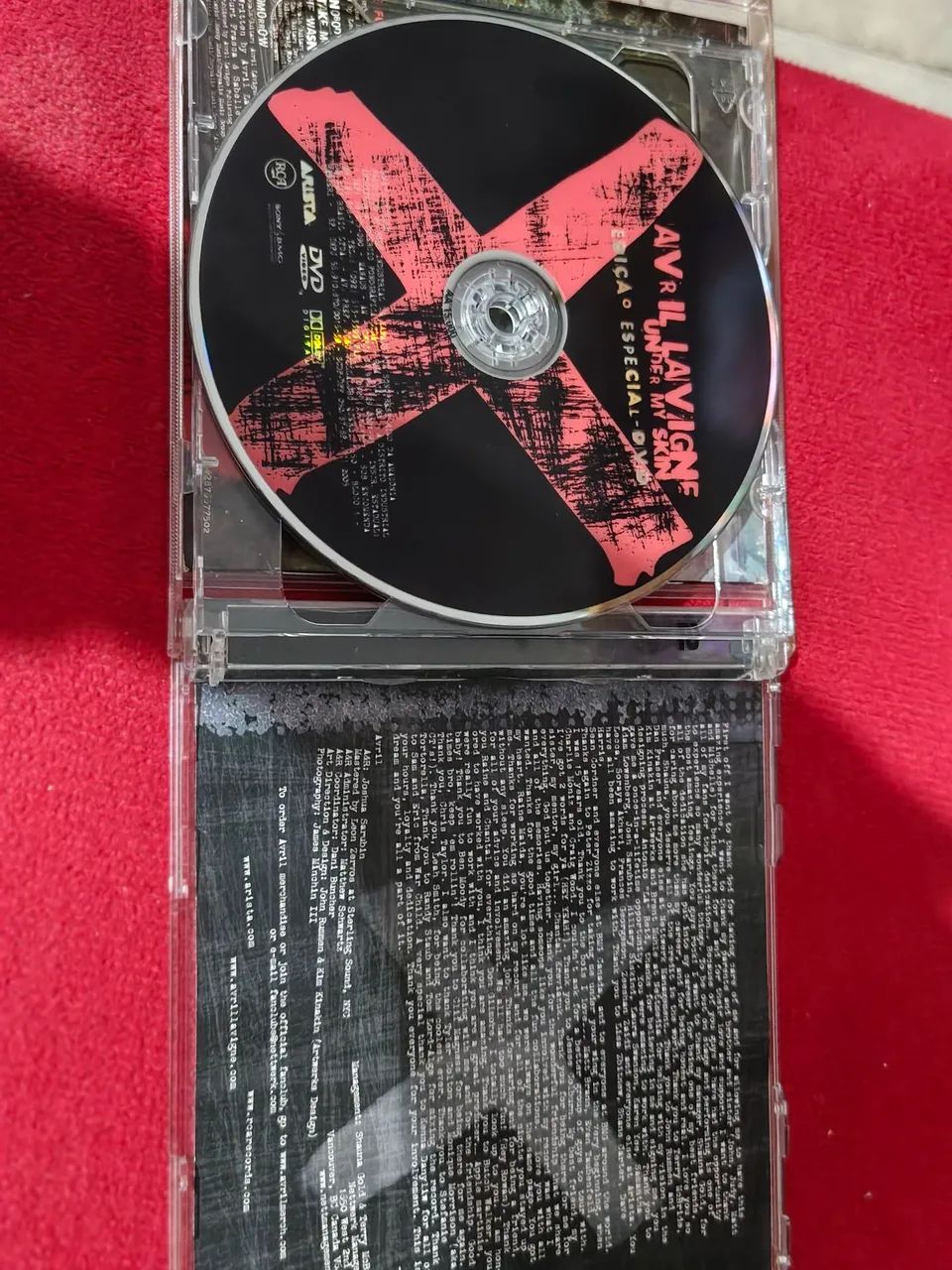 Cd + dvd Avril Lavigne under my skin (edição especial dupla) - CDs