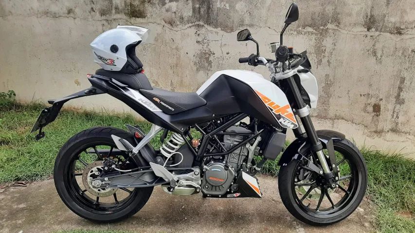 KTM DUKE 200 - 2017 - Foto 2