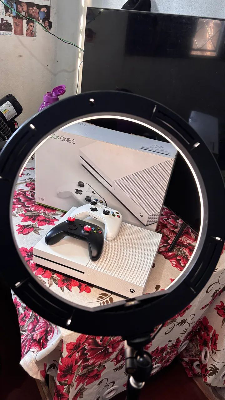 Xbox One S - 1Tb