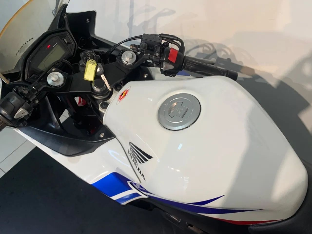 CBR 500R - Foto 4