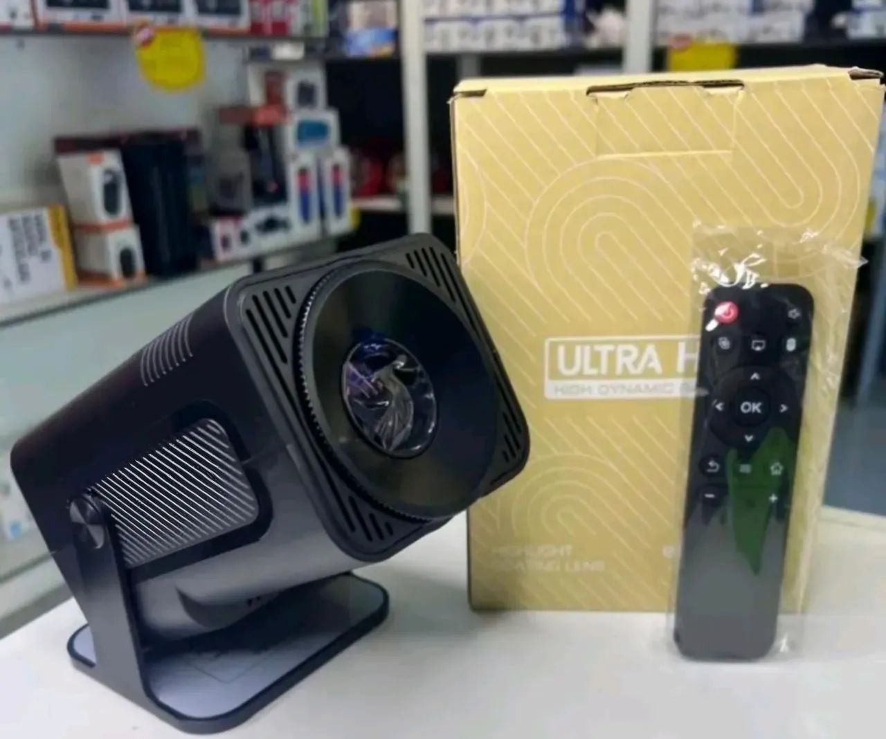 Projetor Novos Android integrado Hy320 Mini Portátil Smart  - Foto 3