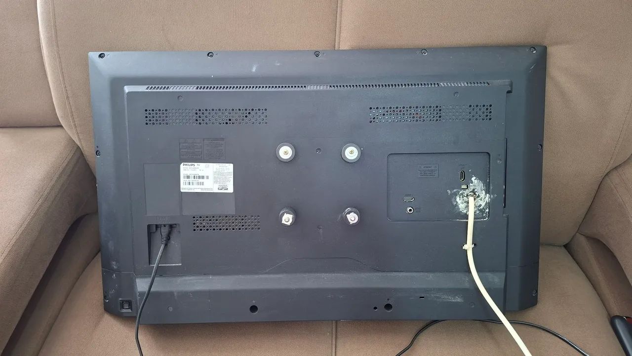 TV Philips 32 polegadas Led HD - Foto 3