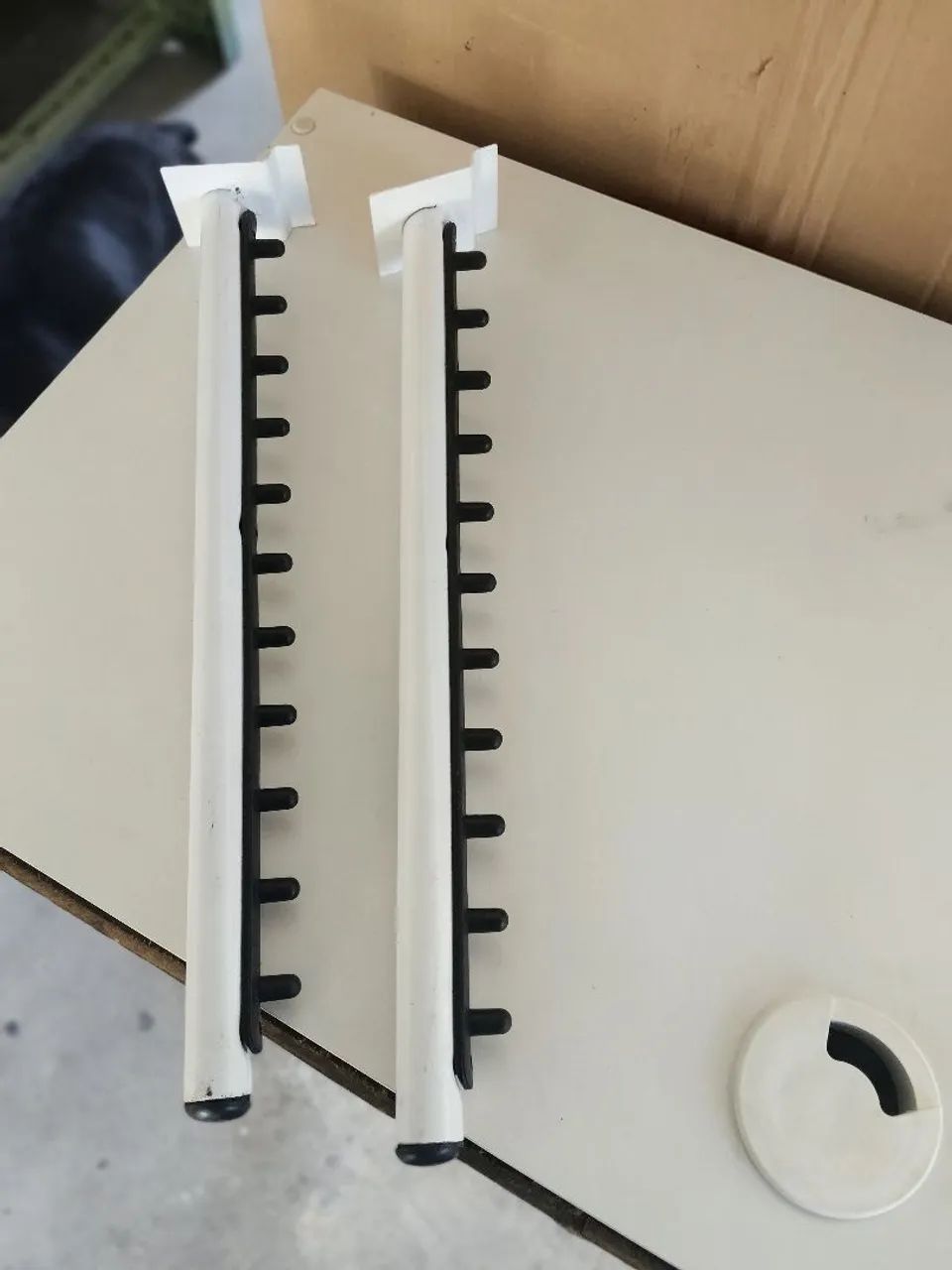Arara de cabide para painel canaletado  - Foto 4