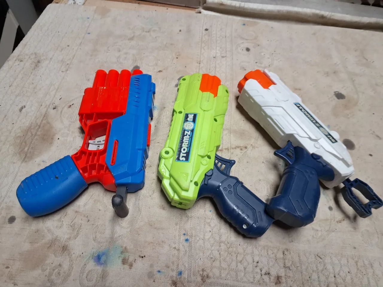 2 Blasters Nerf Stormzone - Brinquedo Divertido, nso sei se funciona - Foto 3