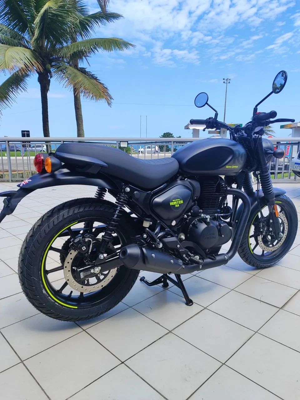 HUNTER 350cc/DAIANA