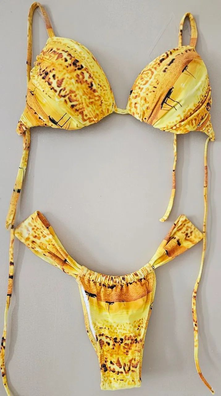 biquíni morena rosa estampado amarelo - Foto 4
