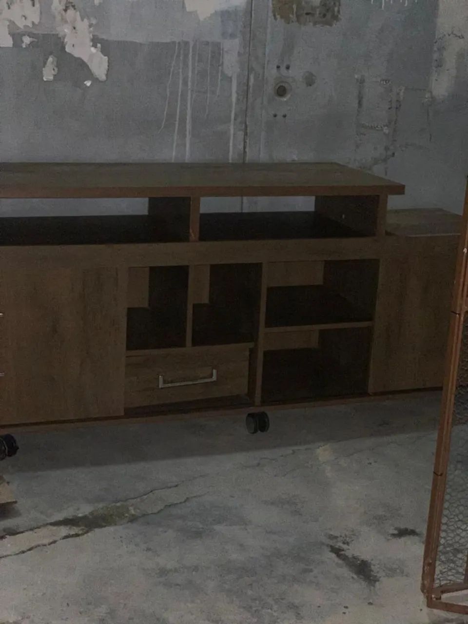 Vendo Rack com 1 ano de uso 