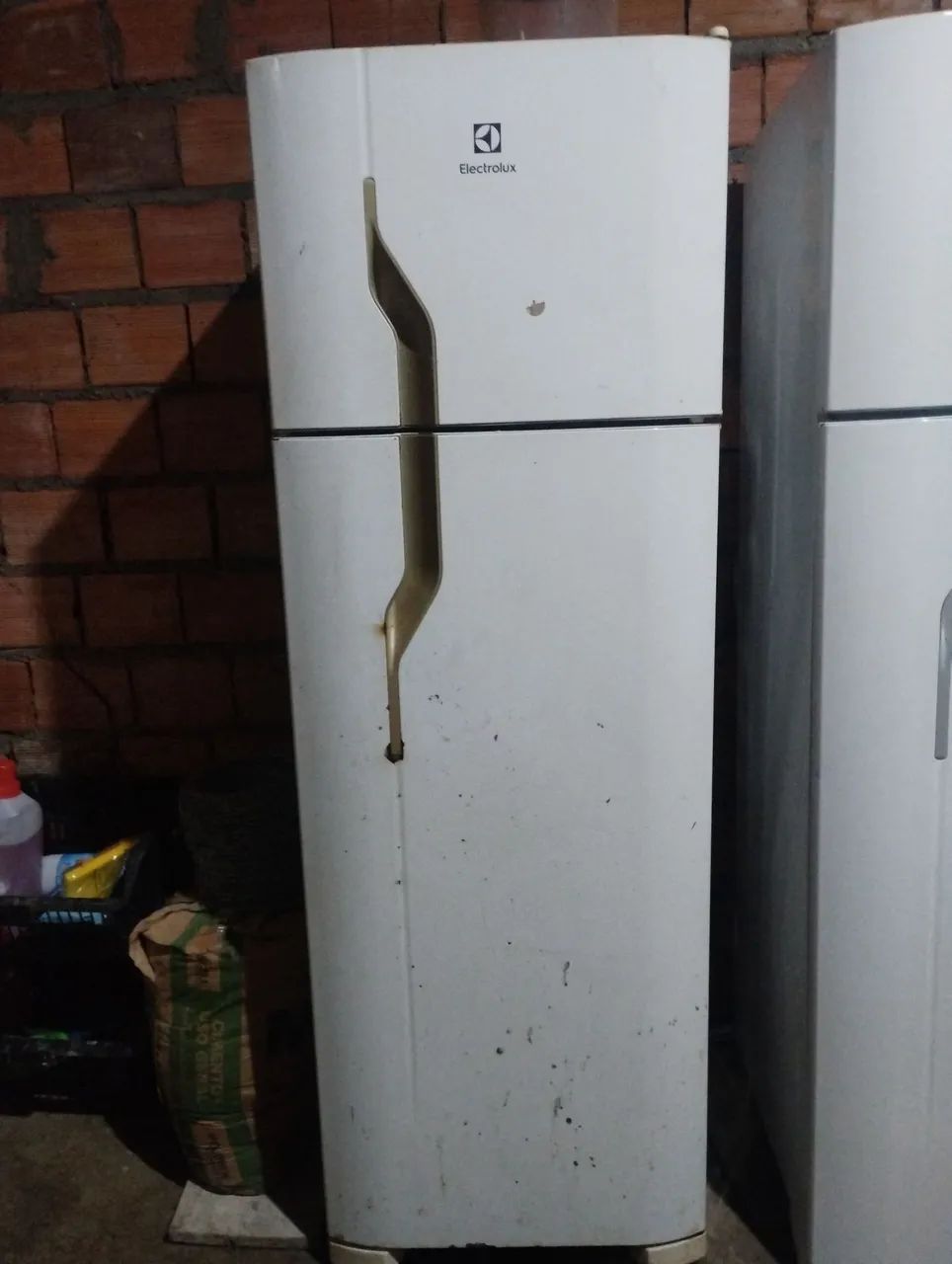 Geladeira electrolux 
