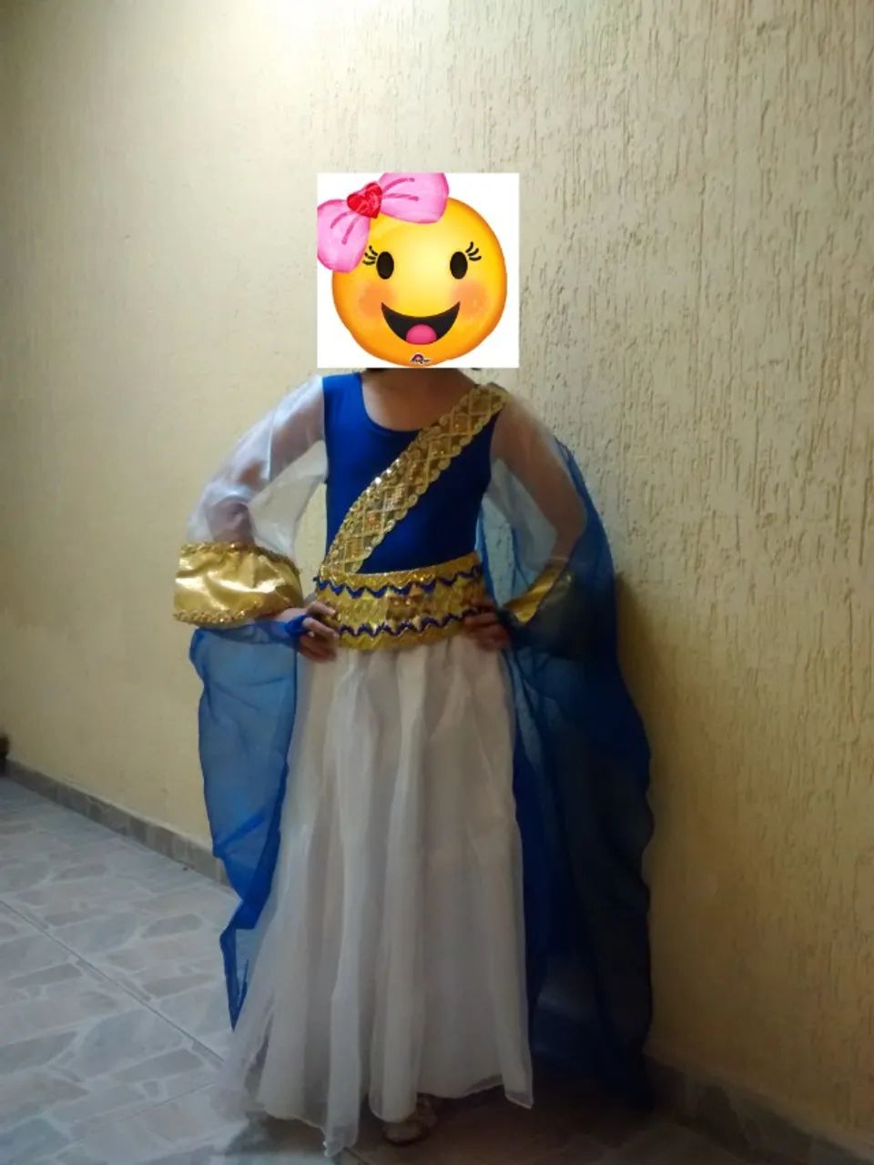 Fantasia  linda veste de 6 a 8 anos 
