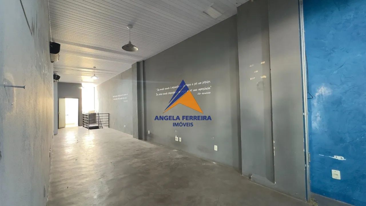 ALUGUEL - Ampla loja com 2 vagas de garagem na Mário Werneck- Buritis