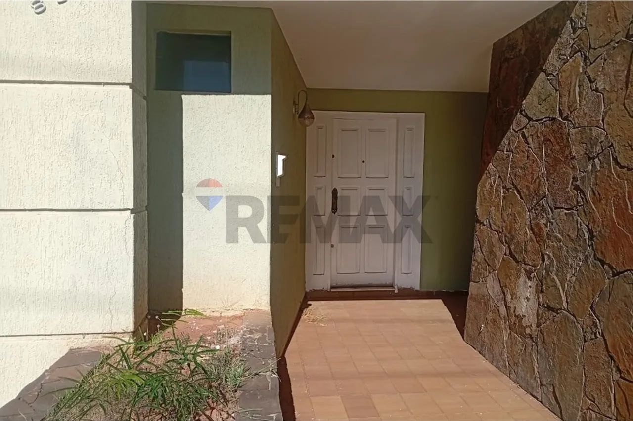 Casa Comercial c/ 4 Quartos p/ Locação em Lins! - Foto 5