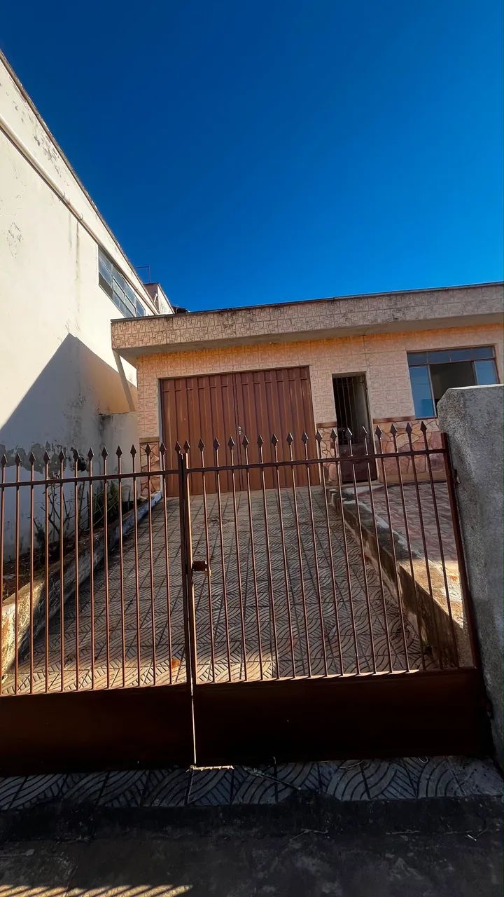 Excelente Casa no centro de Ibertioga 