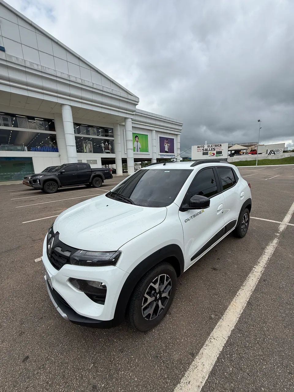 Renault Kwid Outsider 1.0 Flex 12V 5P Mec. 2025